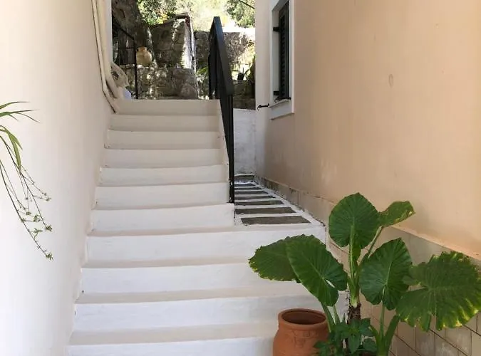 Zajazd Apelati Keri